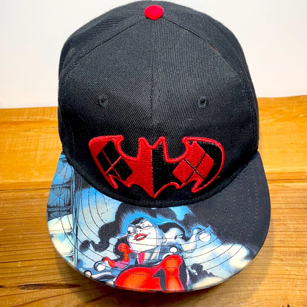 Harley Quinn Batman Snapback Hat In Excellent Used Condition! EUC